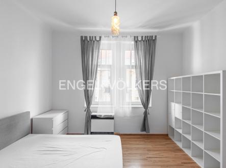 Pronájem bytu, 1+kk, 27 m²