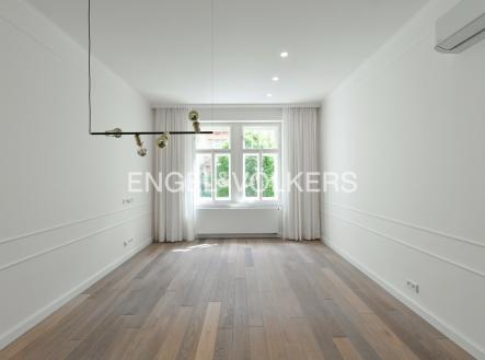 Pronájem bytu, 3+kk, 92 m²