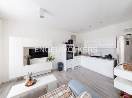 Prodej bytu, 3+kk, 68 m²