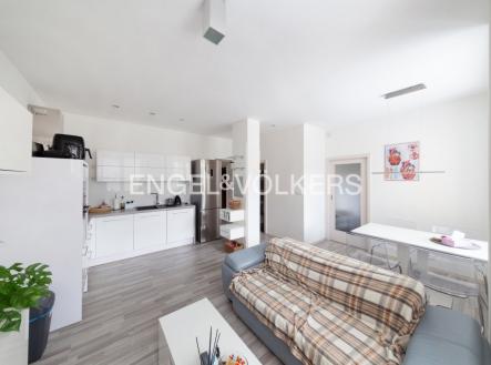 Prodej bytu, 3+kk, 68 m²