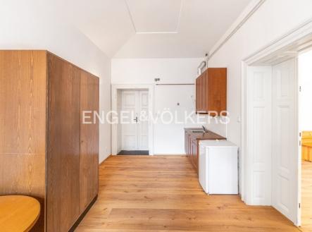 Pronájem kanceláře, 46 m²