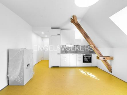 Pronájem bytu, 2+kk, 46 m²