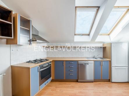 Pronájem bytu, 3+kk, 112 m²