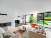 Pronájem domu/vily, 205 m²