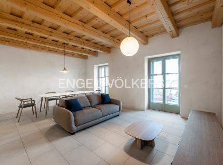 Pronájem bytu, 4+1, 156 m²