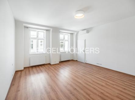 Pronájem bytu, 2+kk, 82 m²