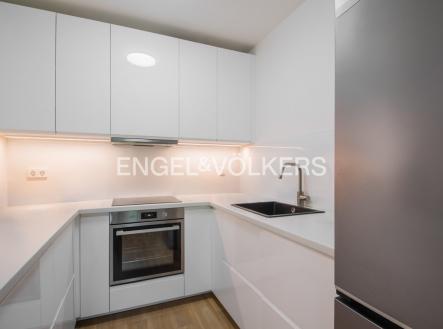 Pronájem bytu, 2+kk, 59 m²