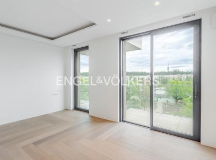 Pronájem bytu, 3+kk, 96 m²