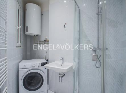 Pronájem bytu, 1+1, 70 m²