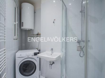 Pronájem bytu, 1+1, 70 m²