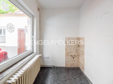 Pronájem kanceláře, 94 m²