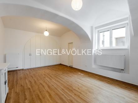 Pronájem bytu, 1+kk, 50 m²