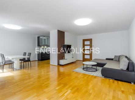 Pronájem bytu, 3+kk, 115 m²