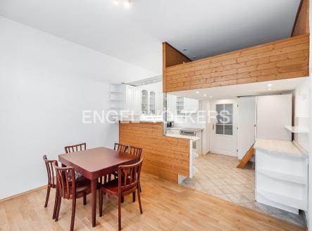 Pronájem bytu, 2+kk, 61 m²