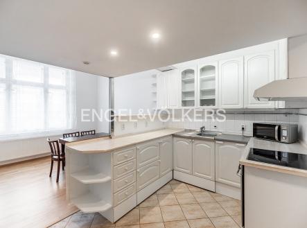 Pronájem bytu, 2+kk, 61 m²
