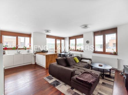 Pronájem bytu, 3+kk, 97 m²