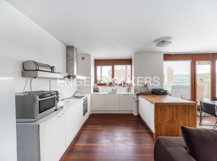 Pronájem bytu, 3+kk, 97 m²