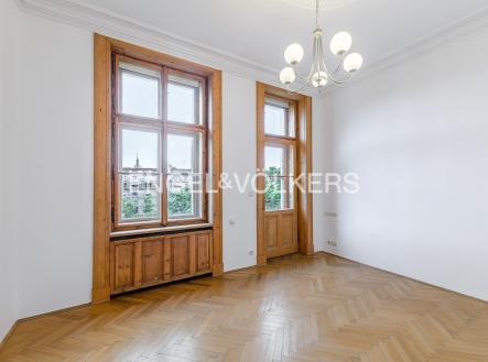 Pronájem bytu, 5+1, 170 m²