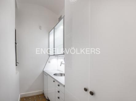 Pronájem bytu, 4+1, 115 m²