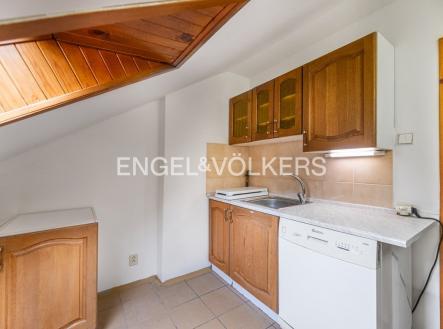 Pronájem bytu, 5+1, 140 m²