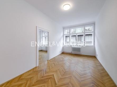 Pronájem bytu, 3+1, 105 m²