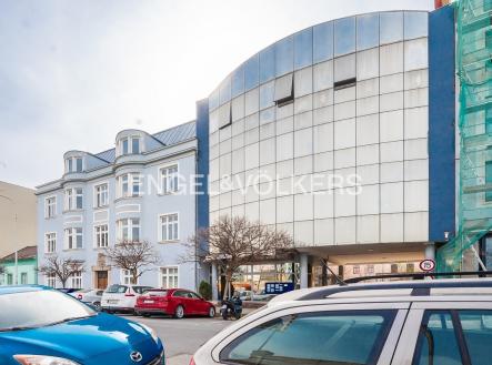 Pronájem kanceláře, 217 m²