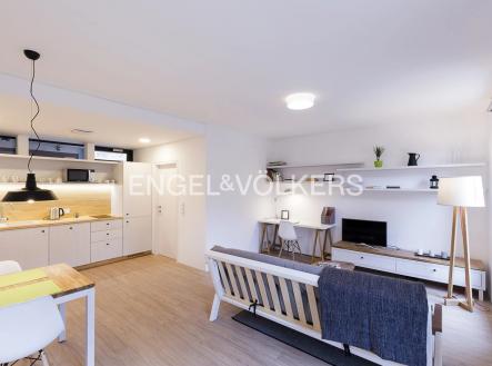 Pronájem bytu, 2+kk, 48 m²