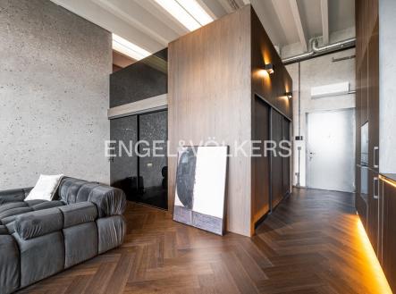 Pronájem bytu, 2+kk, 56 m²