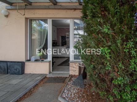 Pronájem komerčního objektu, výroba, 230 m²