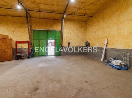 Pronájem komerčního objektu, sklad, 137 m²