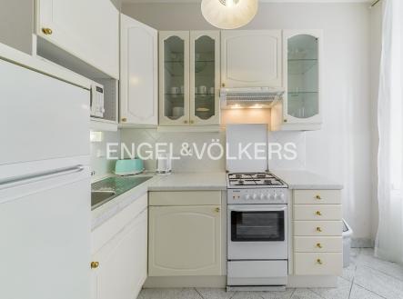 Pronájem bytu, 2+1, 42 m²