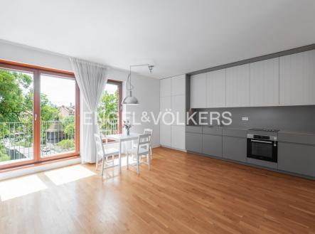 Pronájem bytu, 2+kk, 50 m²
