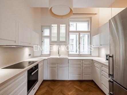 Pronájem bytu, 4+1, 112 m²