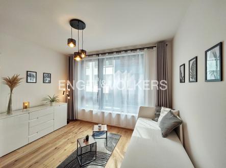 Pronájem bytu, 1+kk, 28 m²