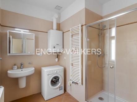 Pronájem bytu, 1+1, 60 m²