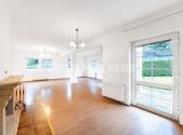 Pronájem domu/vily, 251 m²