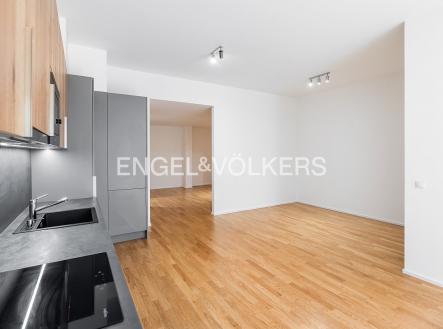 Pronájem bytu, 2+kk, 68 m²