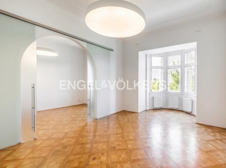 Pronájem bytu, 4+1, 140 m²