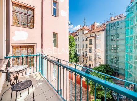 Pronájem bytu, 4+1, 140 m²