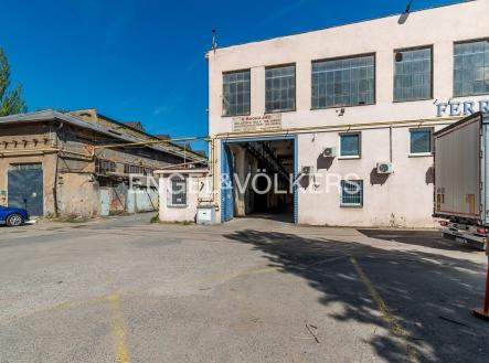 Pronájem komerčního objektu, sklad, 1 100 m²