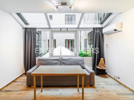 Pronájem bytu, 2+kk, 62 m²