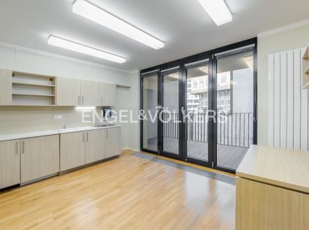 Prodej bytu, 3+kk, 79 m²