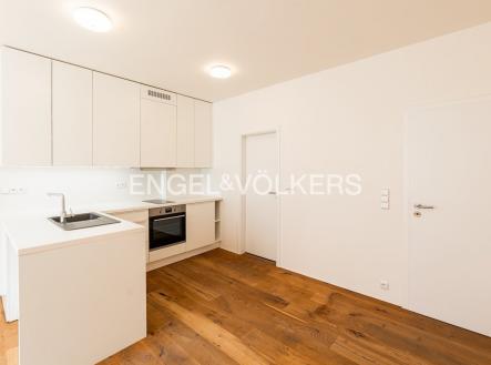 Pronájem bytu, 2+kk, 55 m²