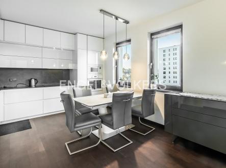 Pronájem bytu, 3+kk, 72 m²