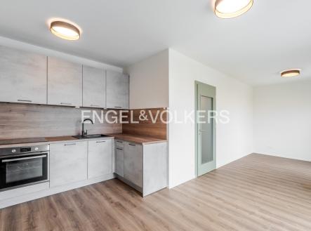 Pronájem bytu, 1+kk, 34 m²