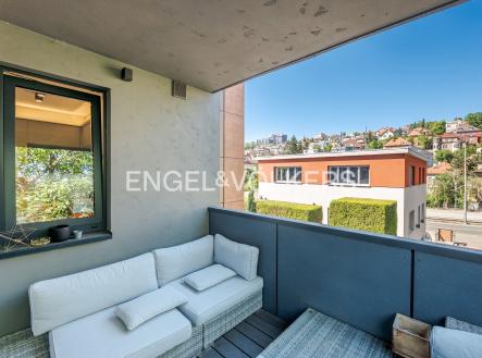 Pronájem bytu, 2+kk, 61 m²