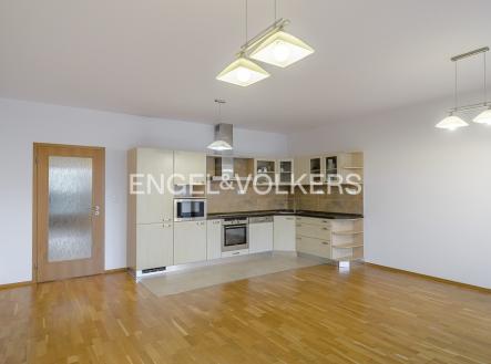 Pronájem bytu, 3+kk, 86 m²