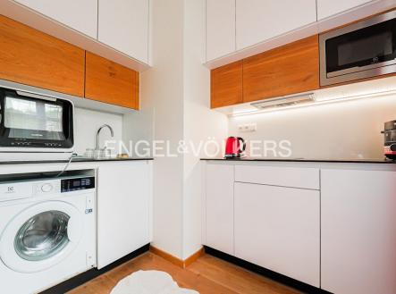Pronájem bytu, 1+kk, 38 m²