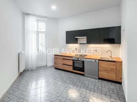Pronájem bytu, 4+1, 143 m²
