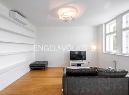 Pronájem bytu, 3+kk, 83 m²